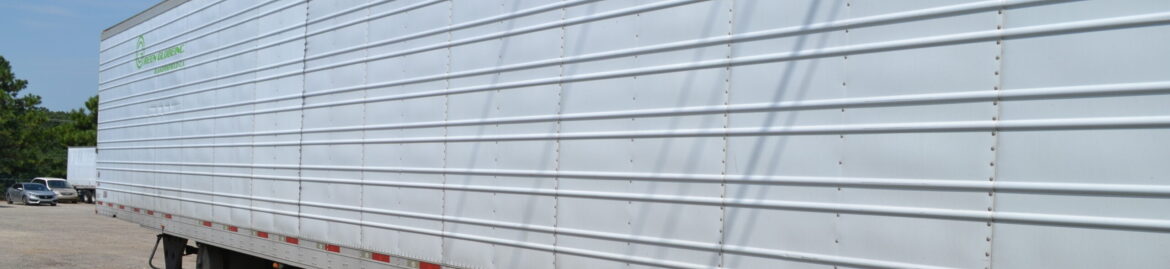 Side view of a commercial trailer at Big Wheels Repair in Gainesville, illustrating our trailer repair and maintenance services